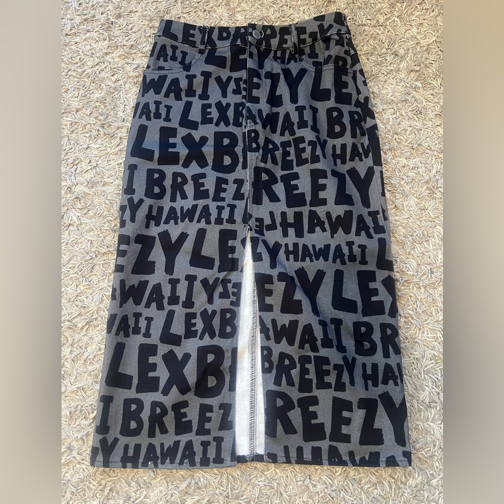 Stylish Black and Gray Pencil Skirt